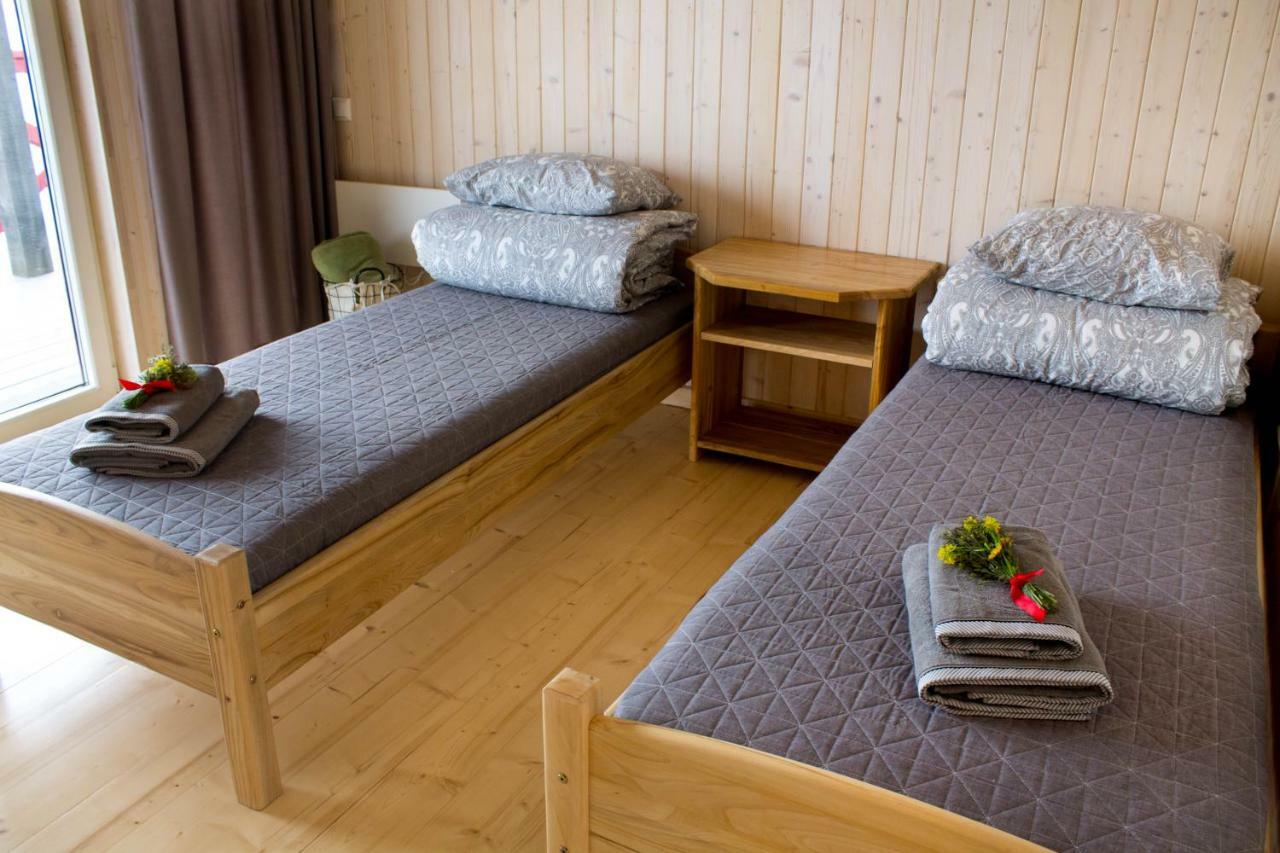 Karpu Dikis-Kempings Viesites Jaunmārupe Extérieur photo