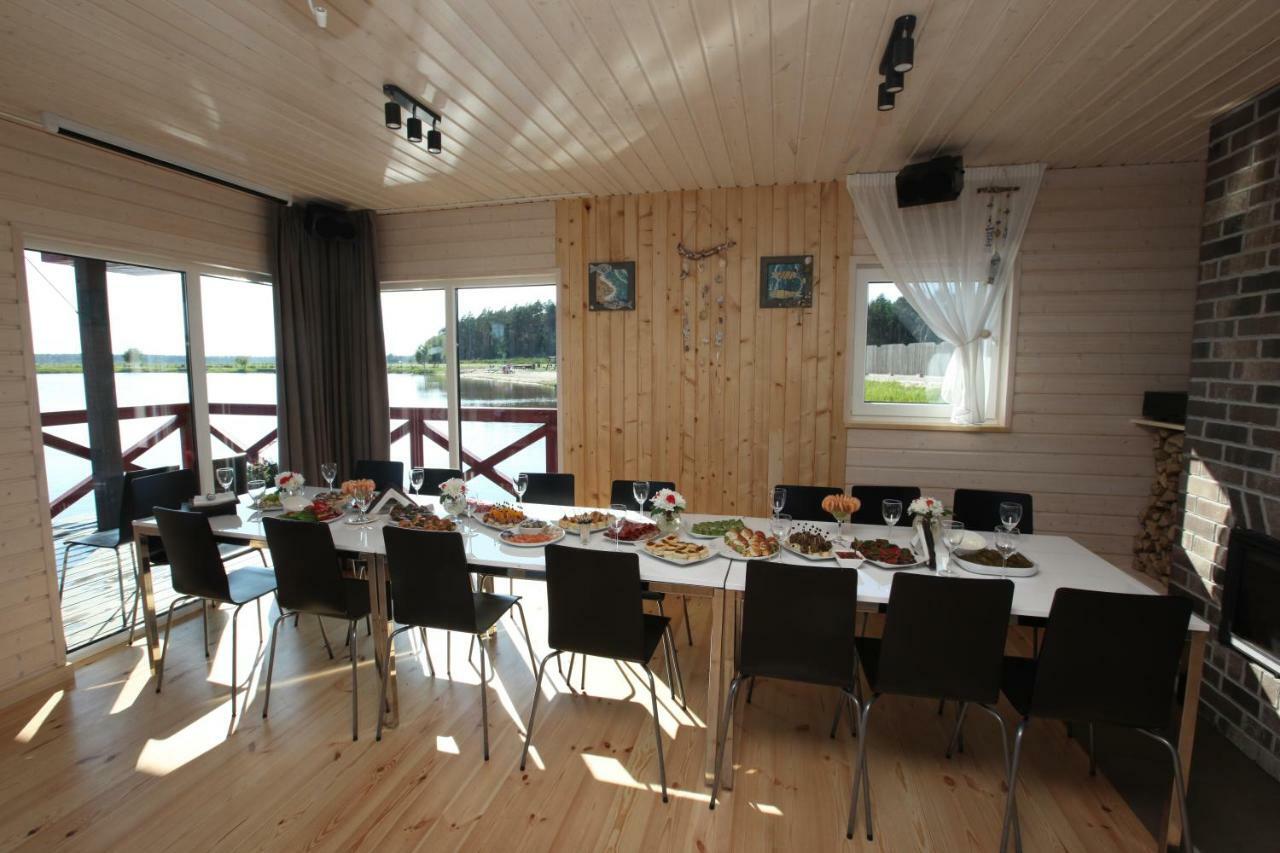 Karpu Dikis-Kempings Viesites Jaunmārupe Extérieur photo